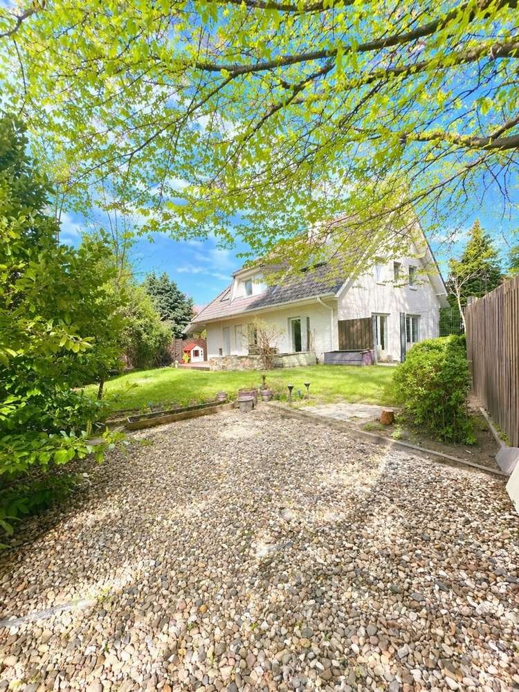 Thumbnail-Haus zum Kaufen in Hannover 1.175.000,00 € 401.52 m²
