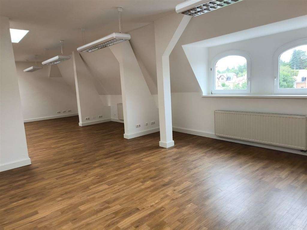 Thumbnail-Büro in Grimma 1.699,00 € 200 m²