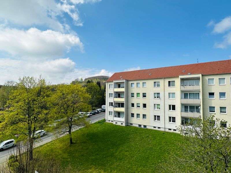 Thumbnail-Wohnung zum Mieten in Freital 305,22 € 49.63 m²