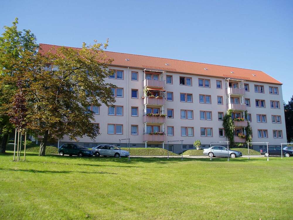 Thumbnail-Wohnung zum Mieten in Stollberg 260,00 € 56.2 m²