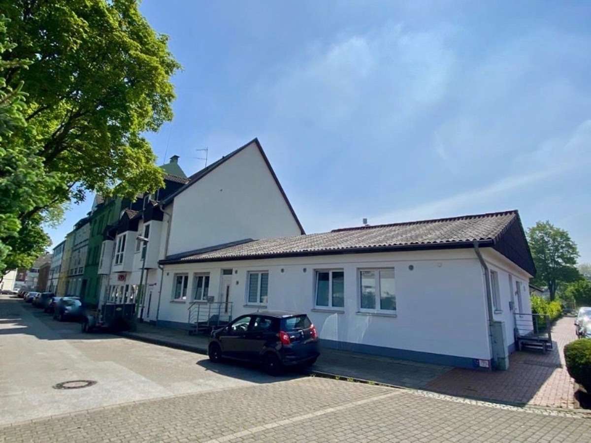 Thumbnail-Haus zum Kaufen in Essen 1.995.000,00 € 979 m²
