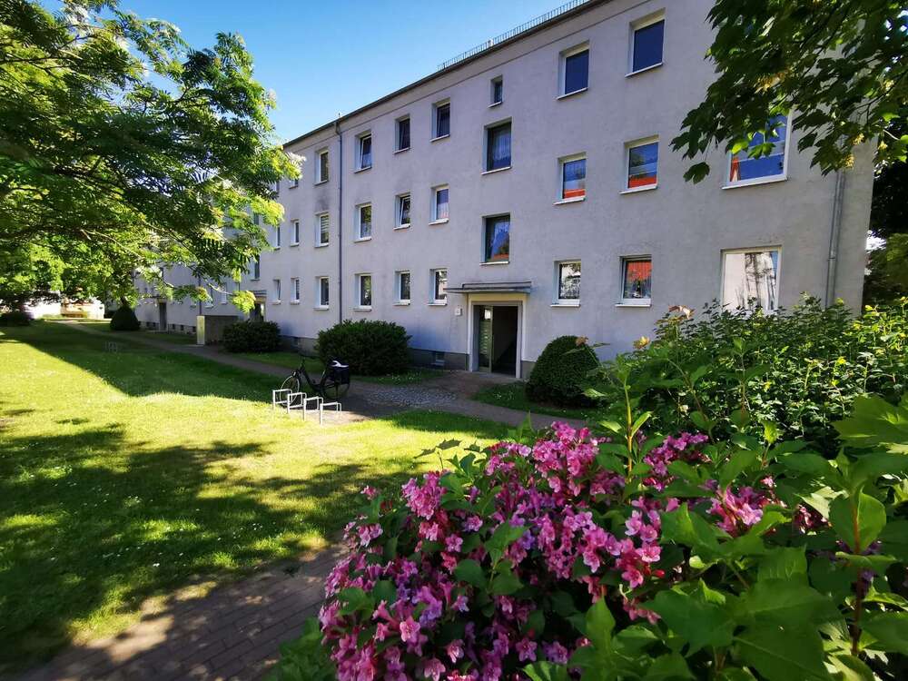 Thumbnail-Wohnung zum Mieten in Güstrow 400,00 € 61 m²
