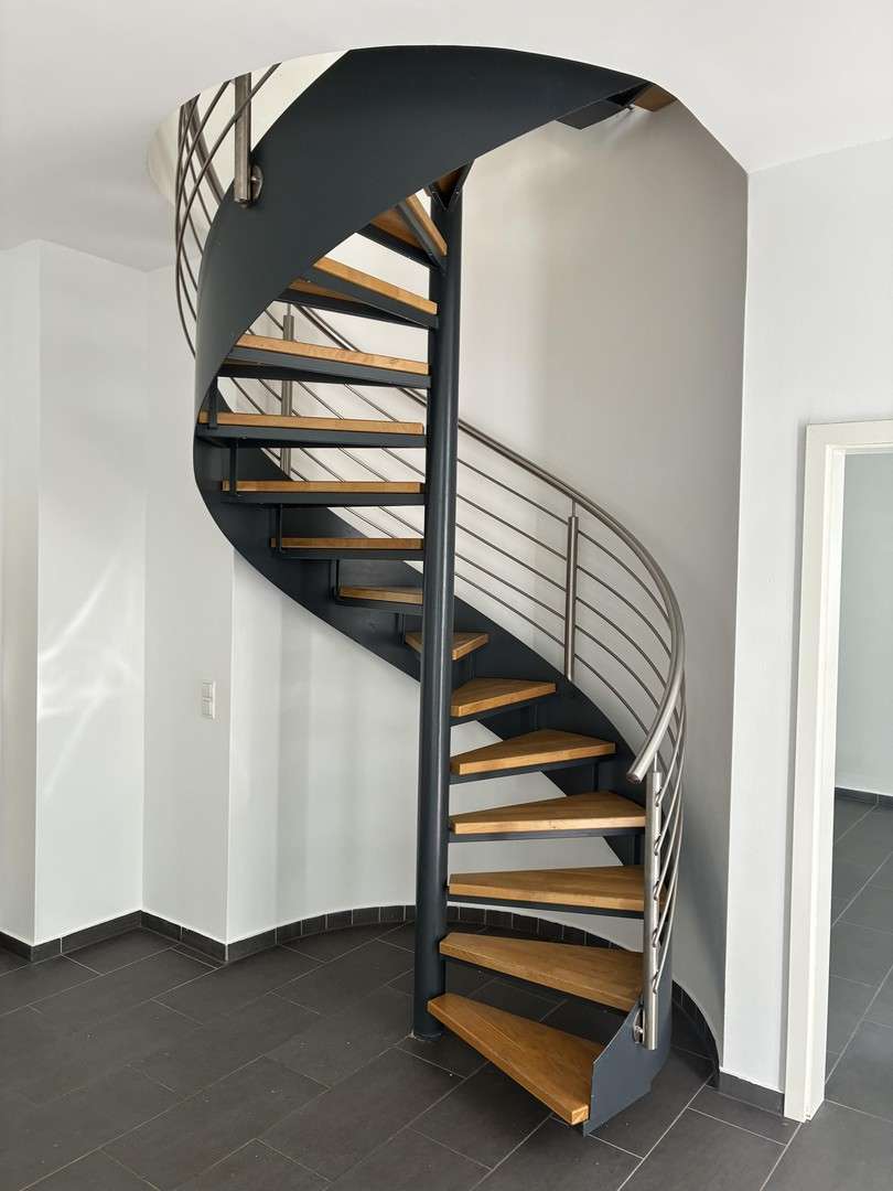 Thumbnail-Wohnung zum Mieten in Bonn 2.000,00 € 120 m²