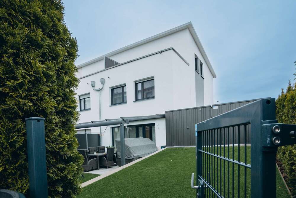 Thumbnail-Haus zum Kaufen in Sindelfingen 885.000,00 € 148 m²