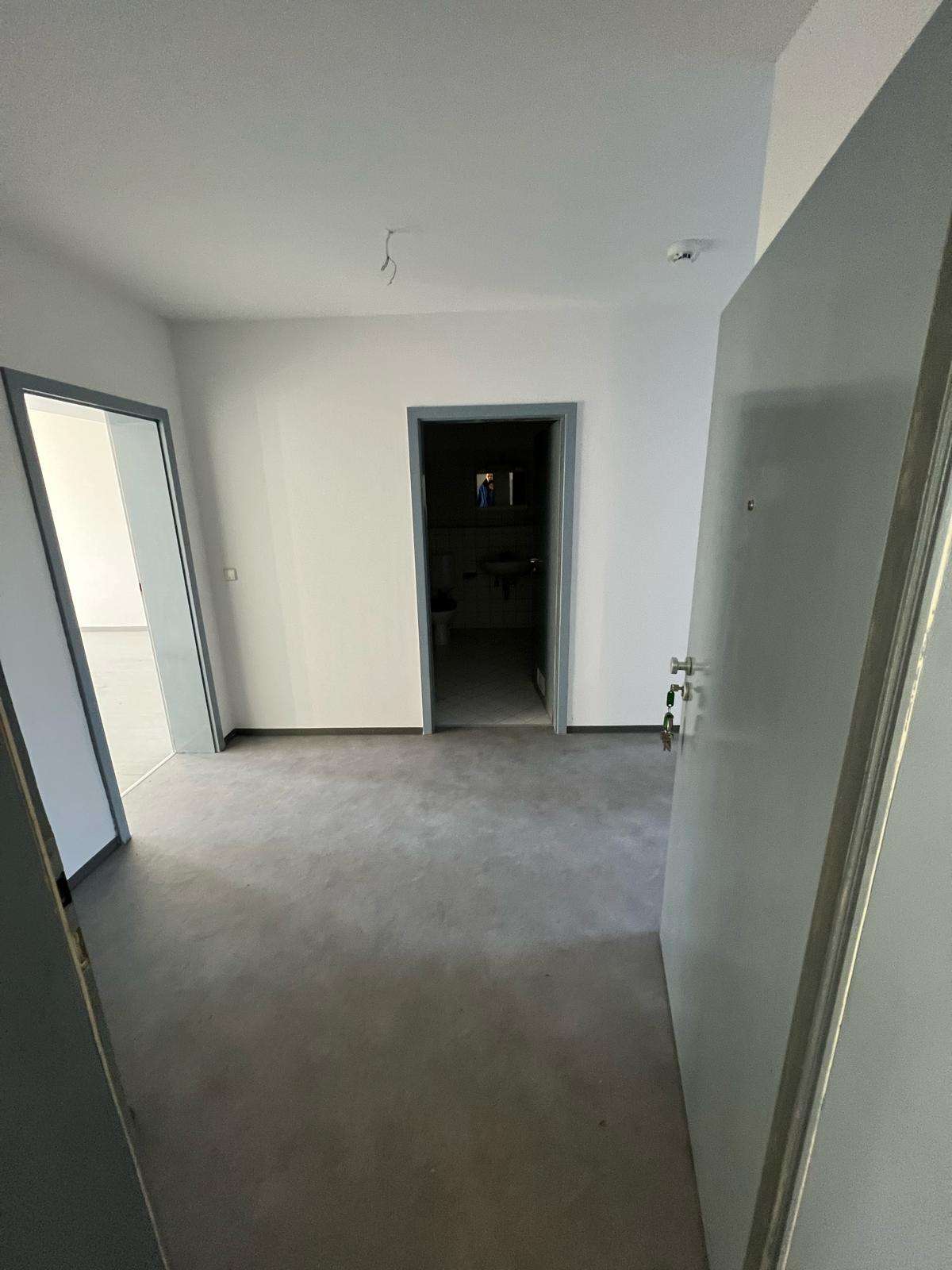 Thumbnail-Wohnung zum Mieten in Naila 450,00 € 76.43 m²