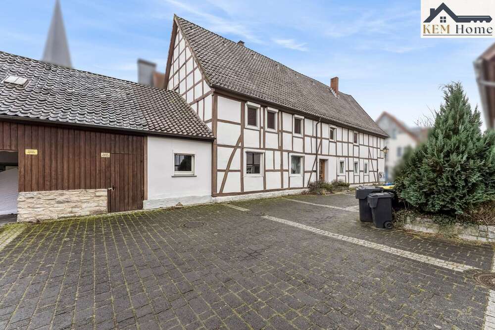 Thumbnail-Haus zum Kaufen in Lügde 99.000,00 € 250 m²