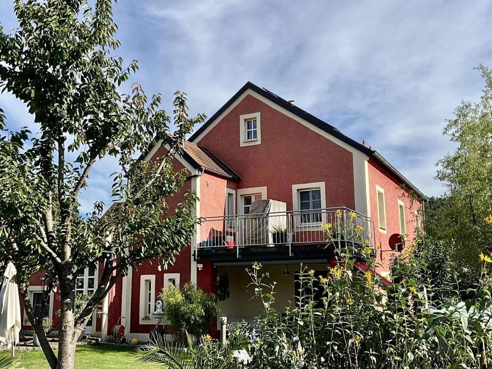 Thumbnail-Haus zum Kaufen in Regenstauf 590.000,00 € 190 m²