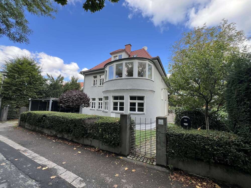 Thumbnail-Haus zum Kaufen in Dresden 1.265.000,00 € 340 m²