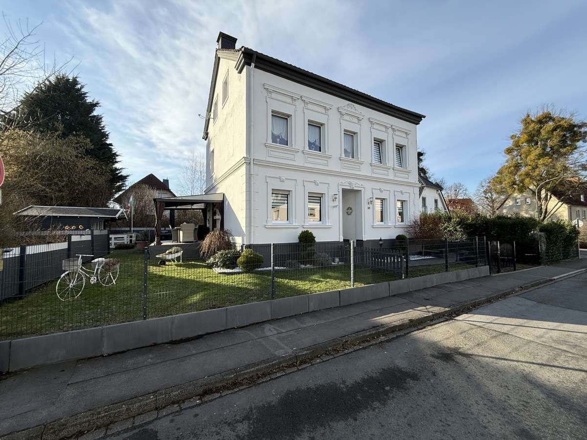 Thumbnail-Haus zum Kaufen in Menden 369.000,00 € 200 m²