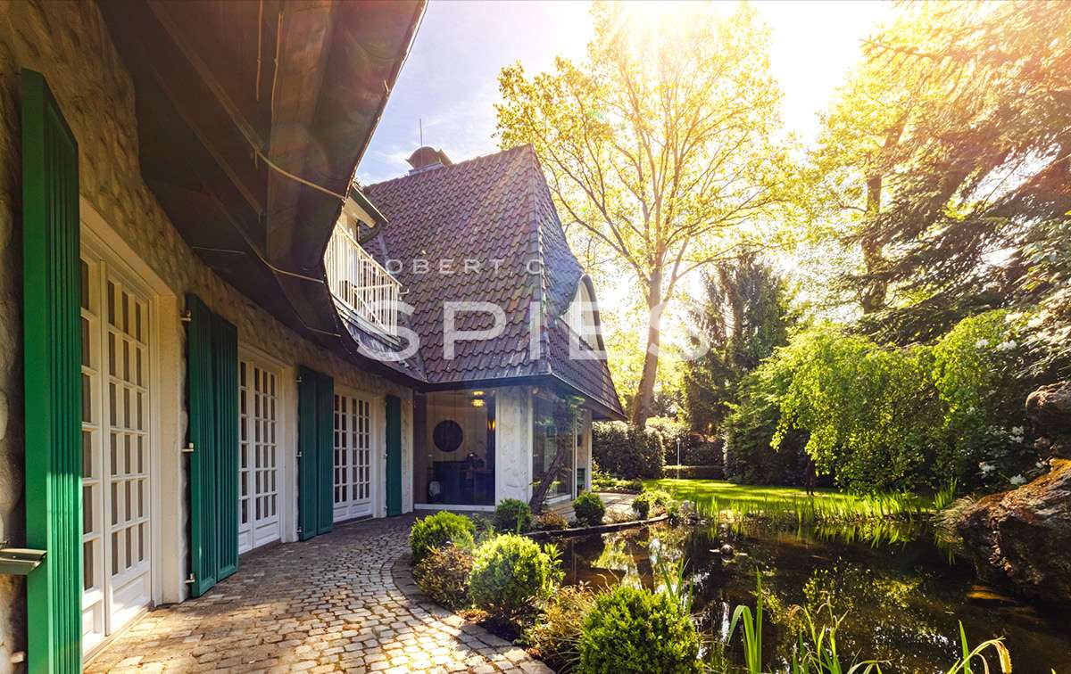 Thumbnail-Haus zum Kaufen in Bremen 1.195.000,00 € 323 m²