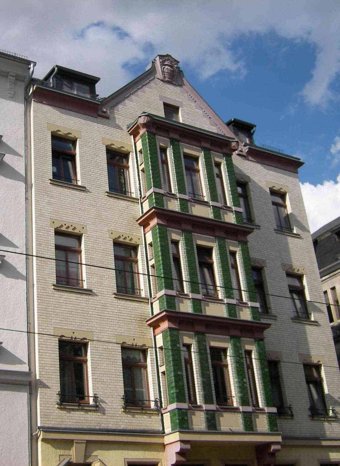 Thumbnail-Wohnung zum Mieten in Zwickau 465,00 € 84.08 m²