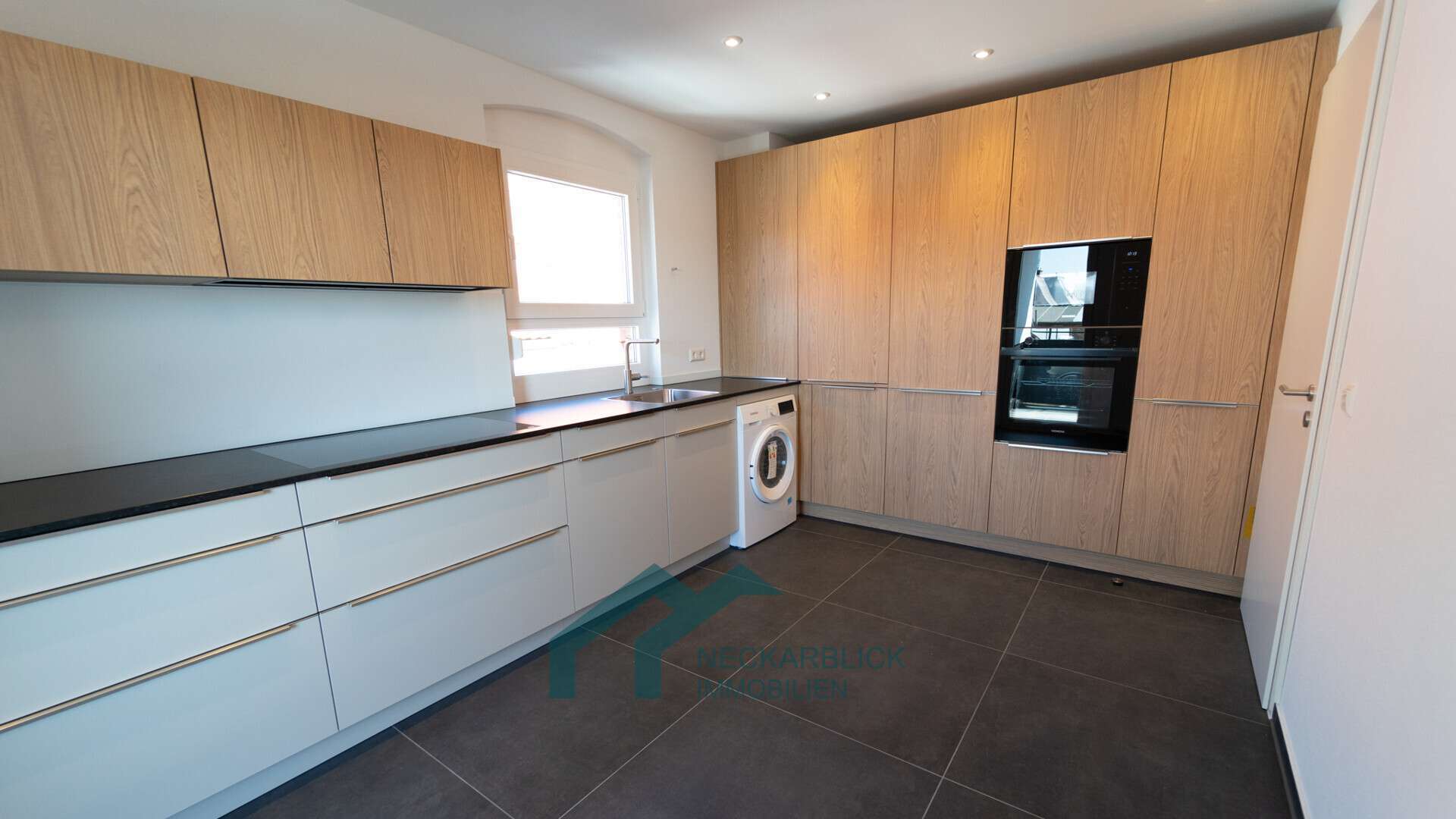 Thumbnail-Wohnung zum Mieten in Stuttgart Bad Cannstatt 1.750,00 € 101 m²