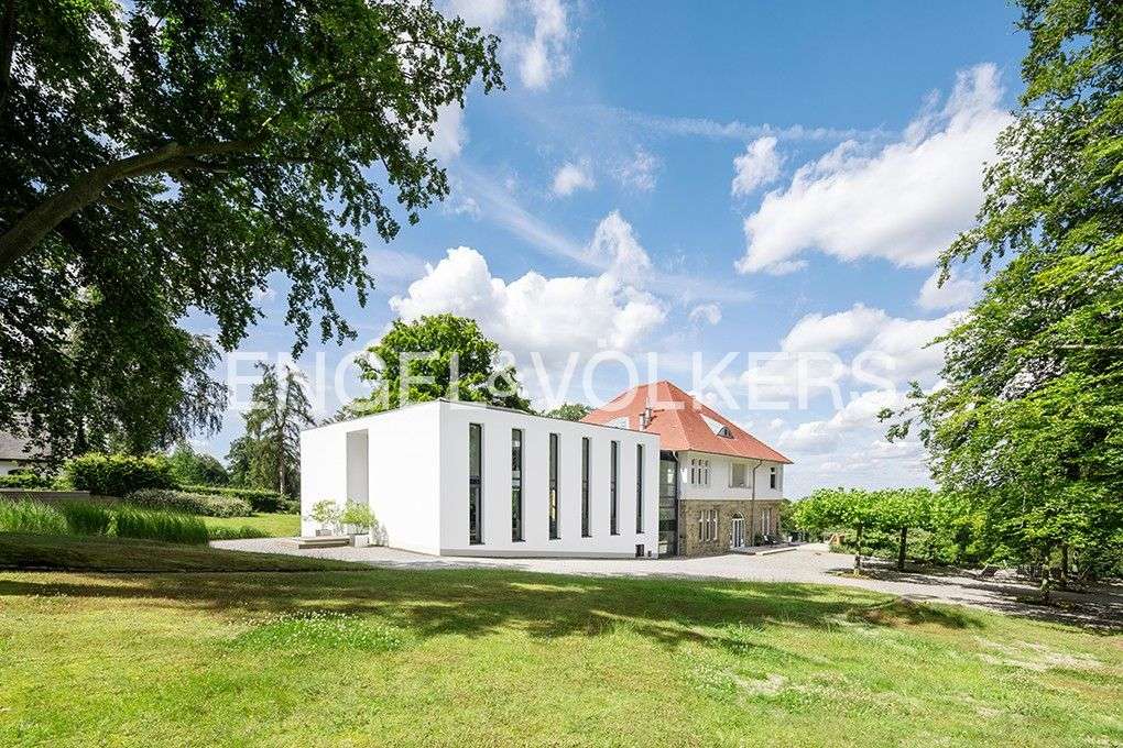 Thumbnail-Haus zum Kaufen in Dortmund 4.300.000,00 € 1195 m²