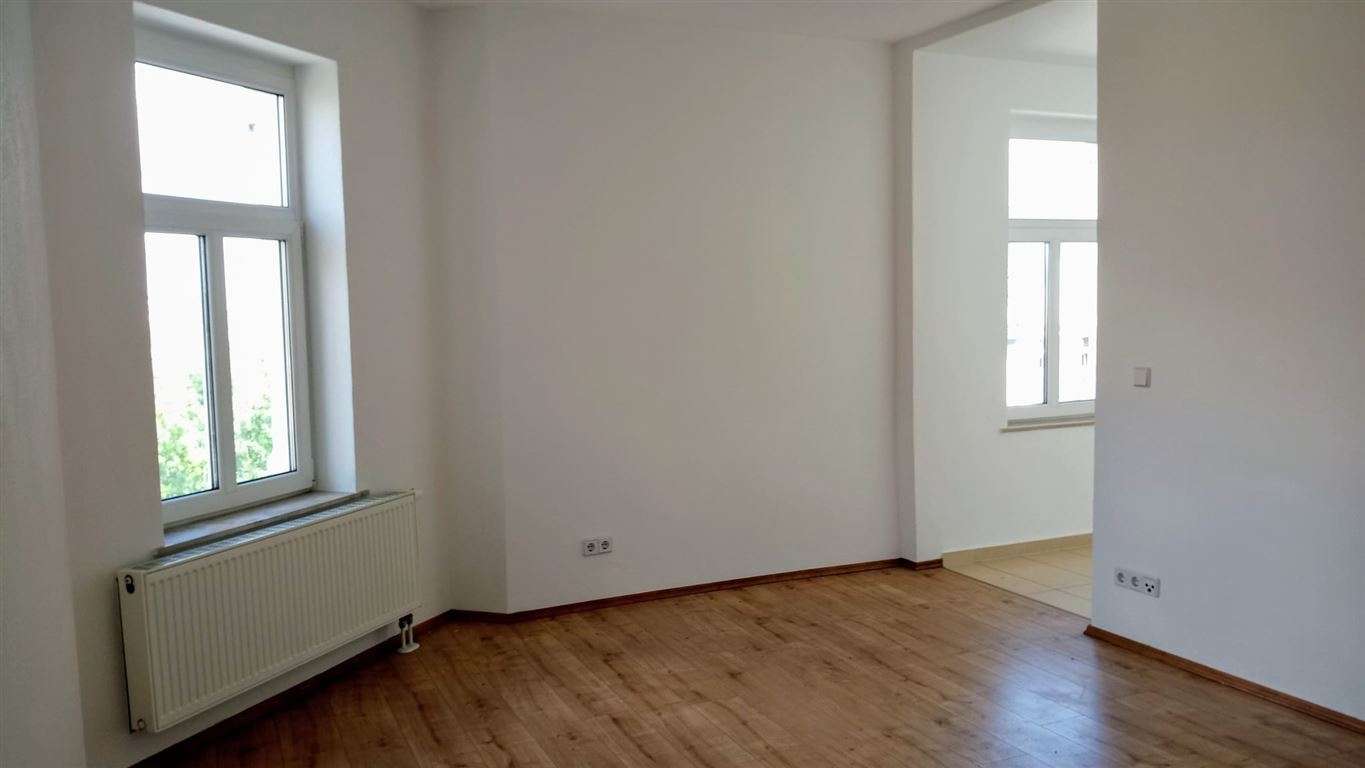Thumbnail-Wohnung zum Kaufen in Chemnitz 55.000,00 € 45.74 m²