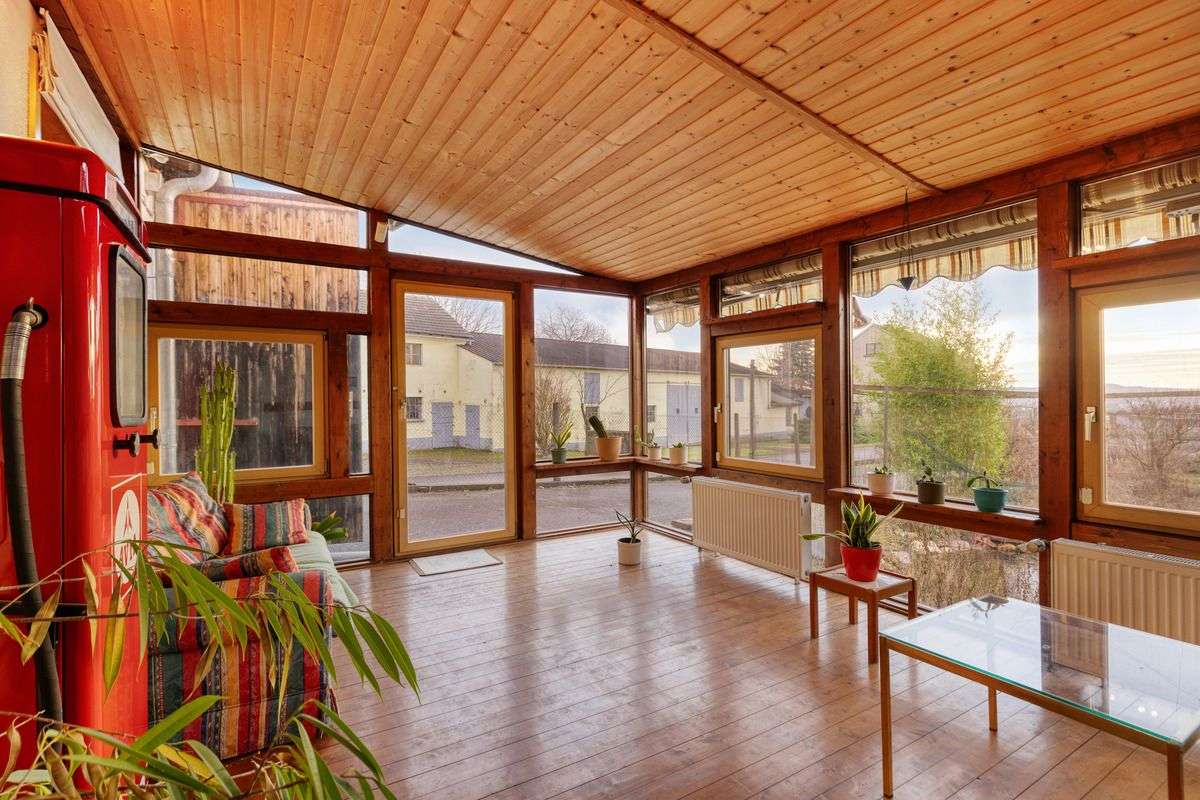 Thumbnail-Haus zum Kaufen in Neuwied 349.000,00 € 241.82 m²