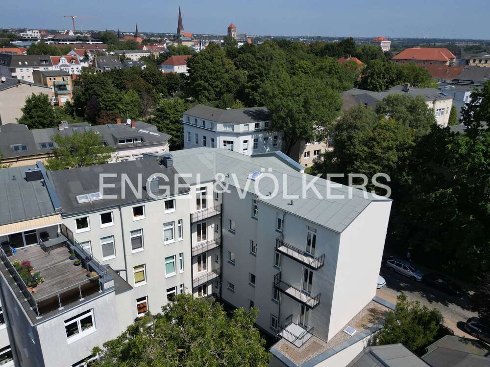 Thumbnail-Wohnung zum Kaufen in Rostock 510.000,00 € 90 m²