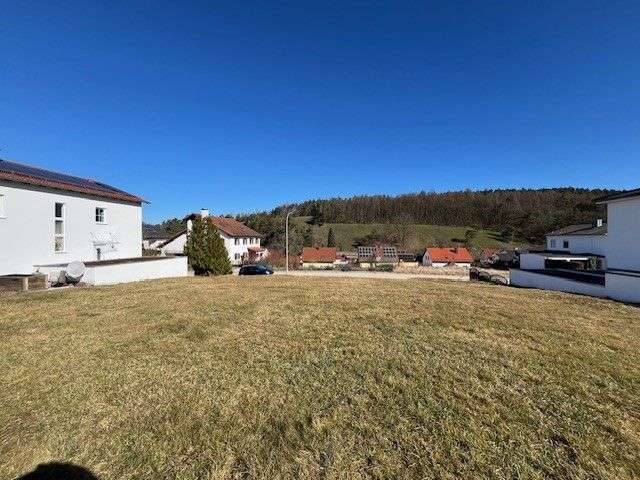 Thumbnail-Grundstück zu verkaufen in Regenstauf 360.000,00 € 626 m²