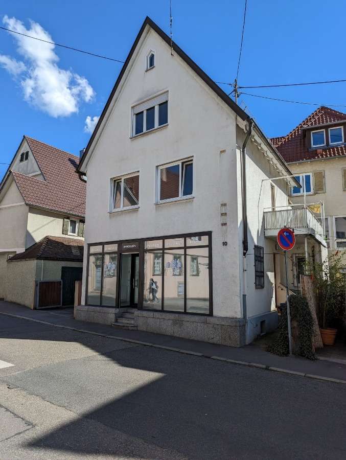Thumbnail-Haus zum Mieten in Fellbach 3.000,00 € 130 m²