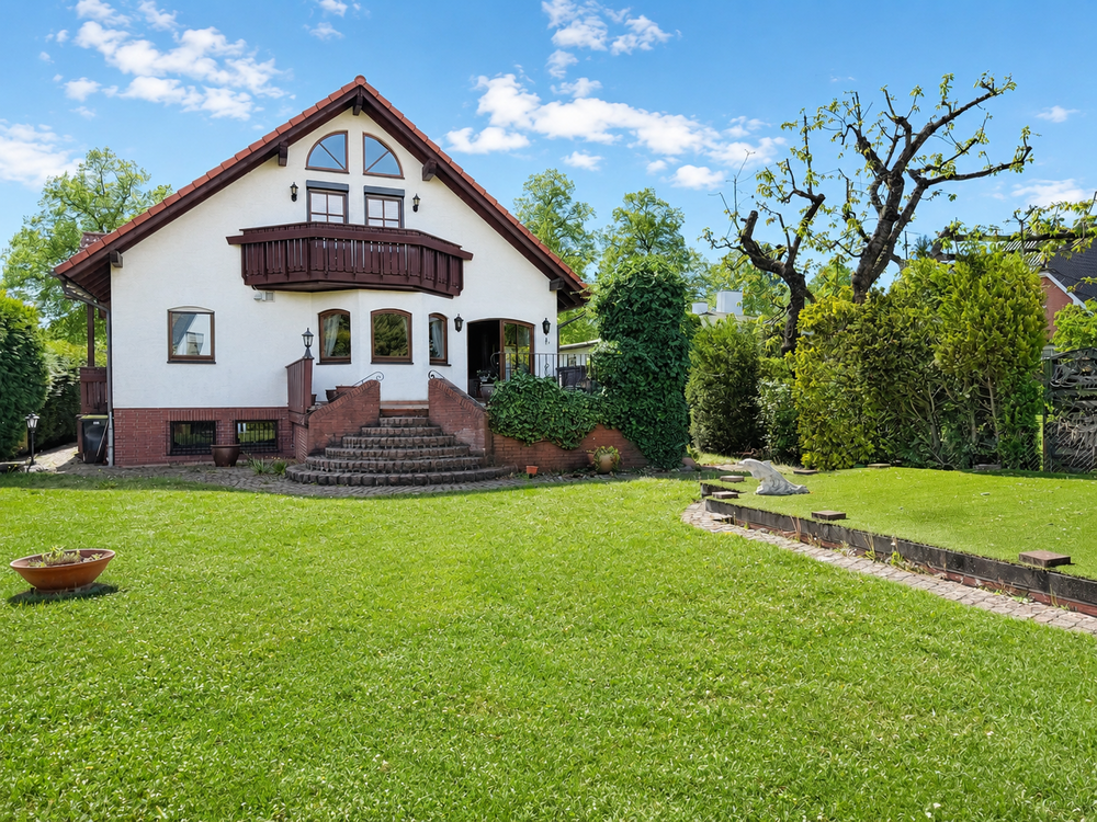 Thumbnail-Haus zum Kaufen in Teltow 1.100.000,00 € 220 m²