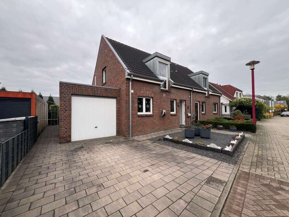 Thumbnail-Haus zum Kaufen in Emmerich am Rhein 285.000,00 € 82 m²