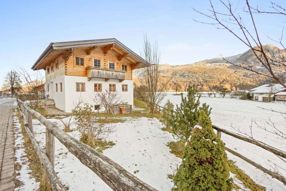 Thumbnail-Haus zum Kaufen in Schleching Ettenhausen 1.188.000,00 € 145 m²