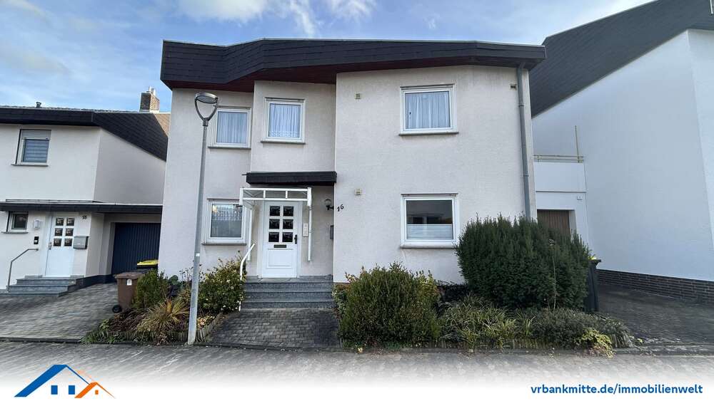 Thumbnail-Haus zum Kaufen in Eschwege 245.000,00 € 133 m²