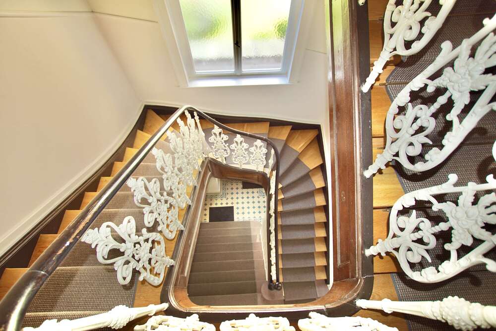 Thumbnail-Haus zum Kaufen in Wiesbaden 2.380.000,00 € 478 m²