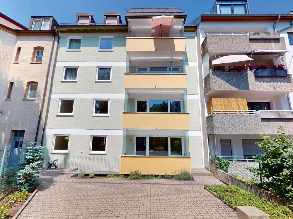 Thumbnail-Haus zum Kaufen in Nürnberg 1.385.000,00 € 407 m²