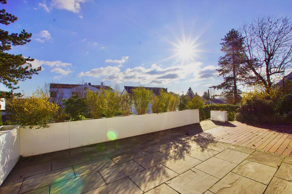 Thumbnail-Haus zum Kaufen in Wiesbaden 1.590.000,00 € 220 m²