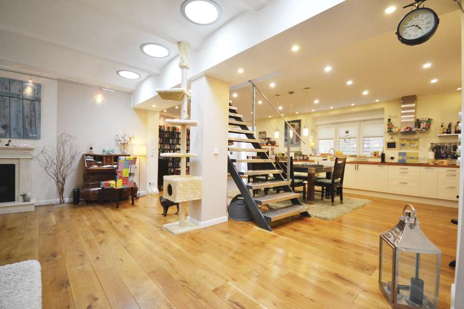 Thumbnail-Wohnung zum Kaufen in Düsseldorf 1.199.000,00 € 386 m²