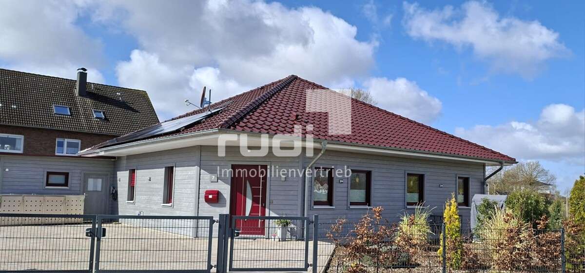 Thumbnail-Haus zum Kaufen in Rinteln 358.000,00 € 117 m²