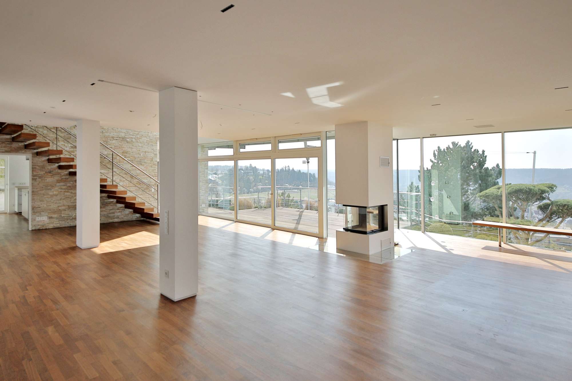 Thumbnail-Haus zum Kaufen in Leonberg 3.900.000,00 € 585 m²