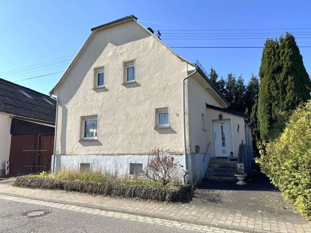 Thumbnail-Haus zum Kaufen in Dierdorf 125.000,00 € 115 m²