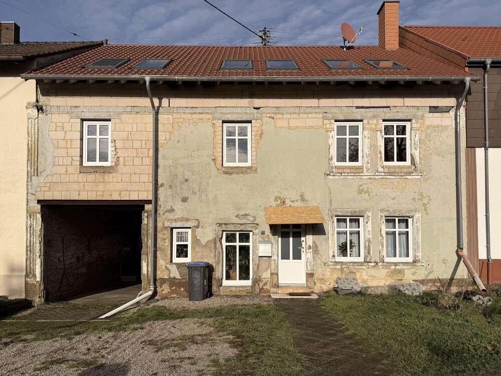 Thumbnail-Haus zum Kaufen in Überherrn 195.000,00 € 200 m²