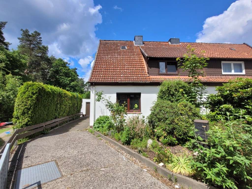 Thumbnail-Haus zum Kaufen in Celle 190.000,00 € 98.67 m²