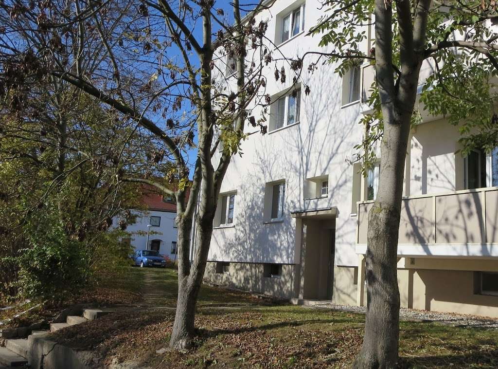 Thumbnail-Wohnung zum Mieten in Gera 390,00 € 66.12 m²