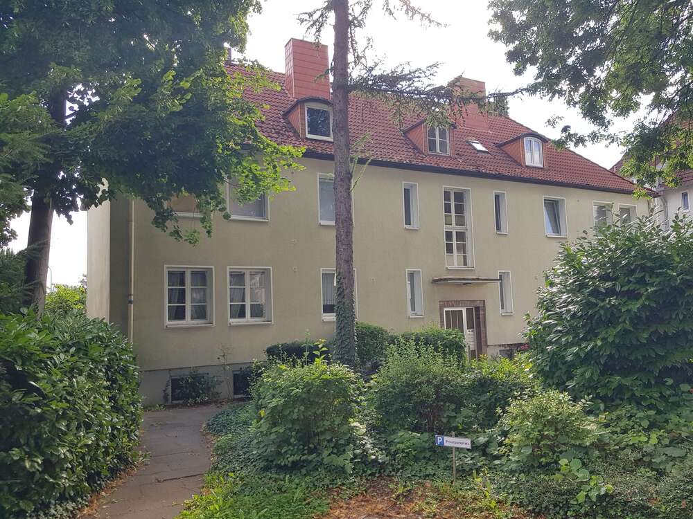 Thumbnail-Wohnung zum Kaufen in Hameln 215.000,00 € 156 m²