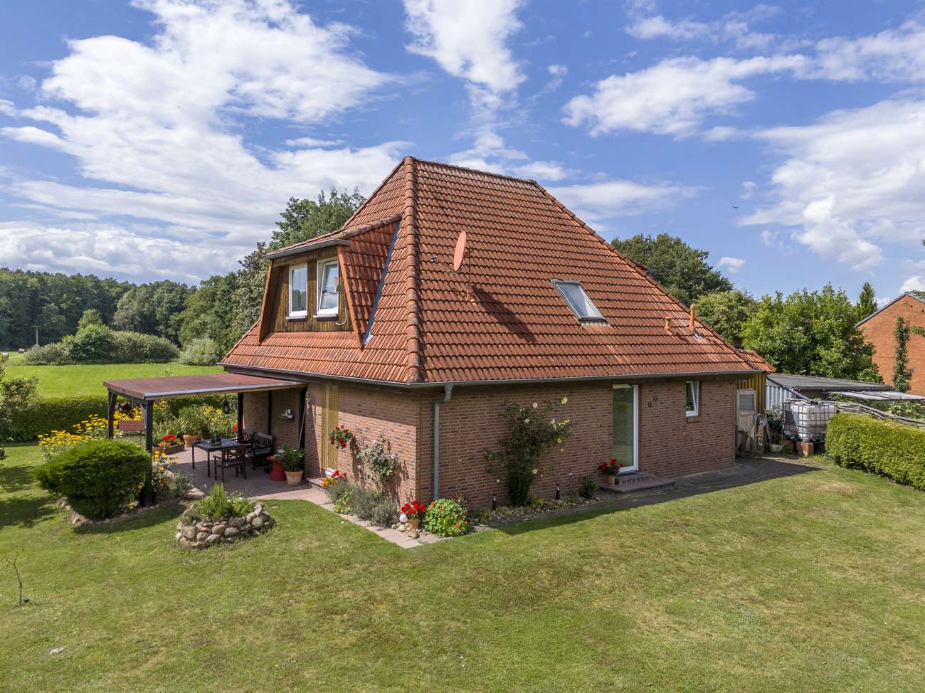 Thumbnail-Haus zum Kaufen in Dahlem 280.000,00 € 135 m²