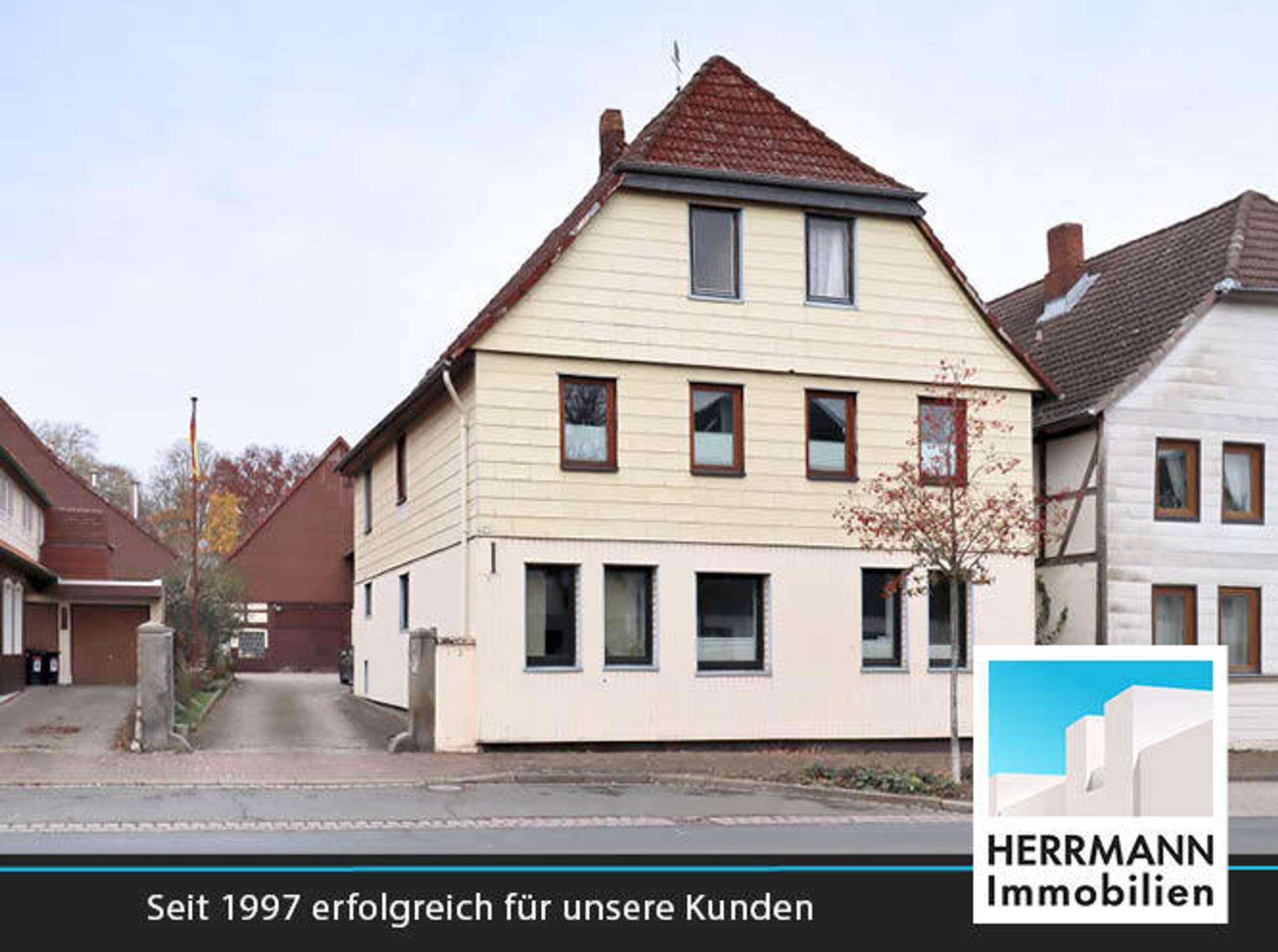 Thumbnail-Haus zum Kaufen in Springe 279.000,00 € 257.65 m²