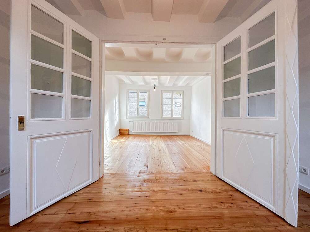 Thumbnail-Haus zum Mieten in Euskirchen 2.280,00 € 190 m²