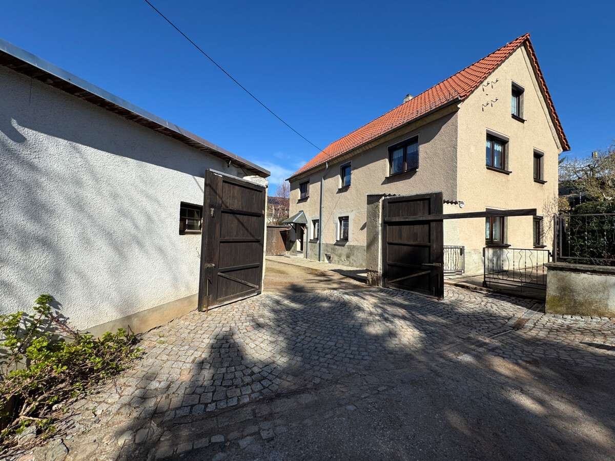 Thumbnail-Haus zum Kaufen in Fraureuth 250.000,00 € 160 m²
