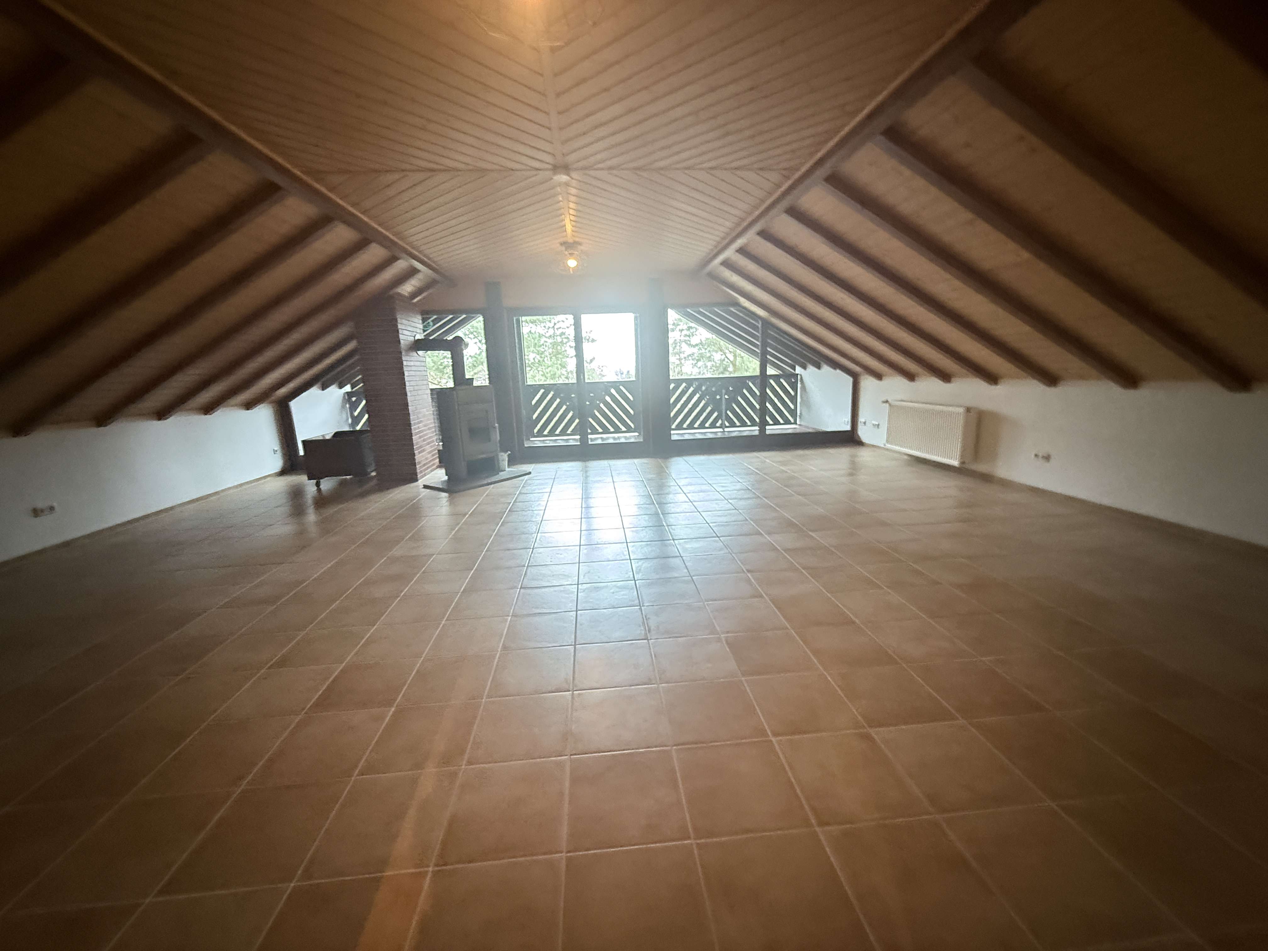 Thumbnail-Wohnung zum Mieten in Wetter-Mellnau 715,00 € 87 m²