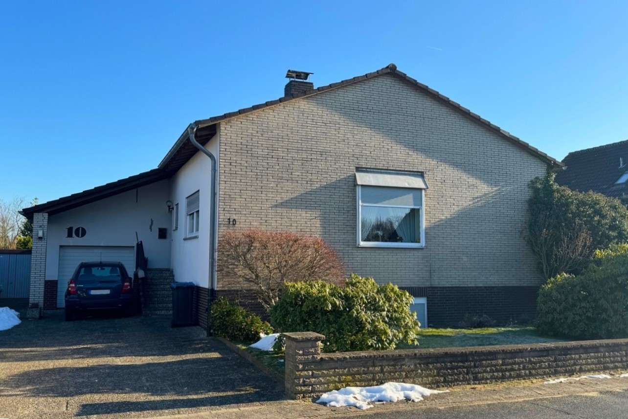 Thumbnail-Haus zum Kaufen in Peine 285.000,00 € 97.37 m²