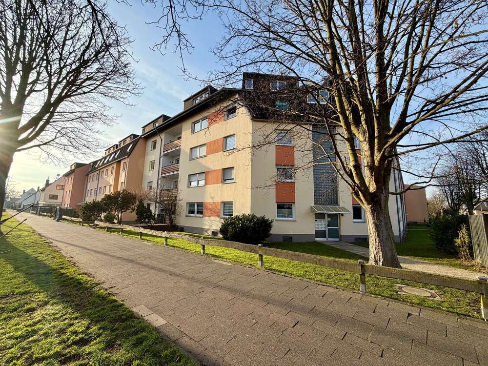 Thumbnail-Wohnung zum Kaufen in Köln 320.000,00 € 73 m²