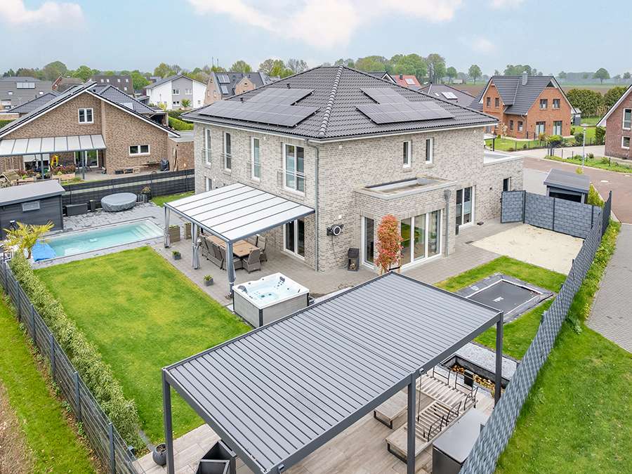 Thumbnail-Haus zum Kaufen in Emstek 750.000,00 € 320 m²