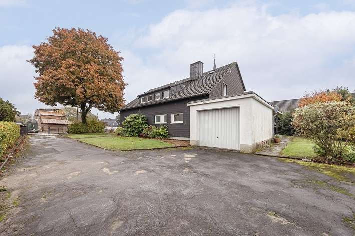 Thumbnail-Haus zum Kaufen in Ennepetal 329.000,00 € 220 m²