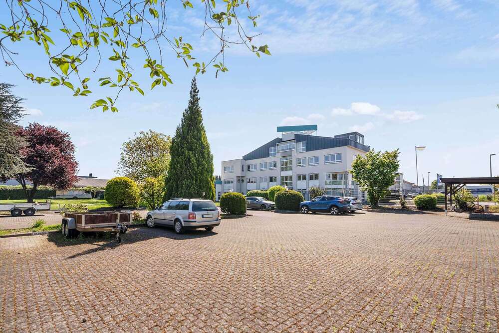 Thumbnail-Haus zum Kaufen in Neuwied 1.379.000,00 € 170 m²