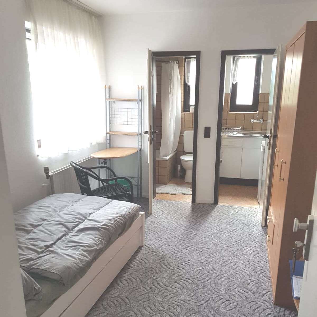 Thumbnail-Wohnung zum Mieten in Krefeld 330,00 € 18 m²