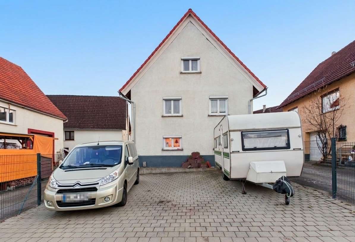 Thumbnail-Haus zum Kaufen in Hechingen 365.000,00 € 156.93 m²
