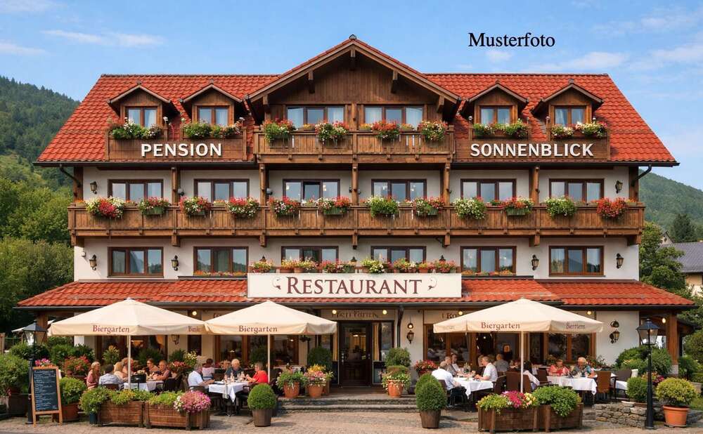 Thumbnail-Haus zum Kaufen in Baldham 3.500.000,00 € 666 m²